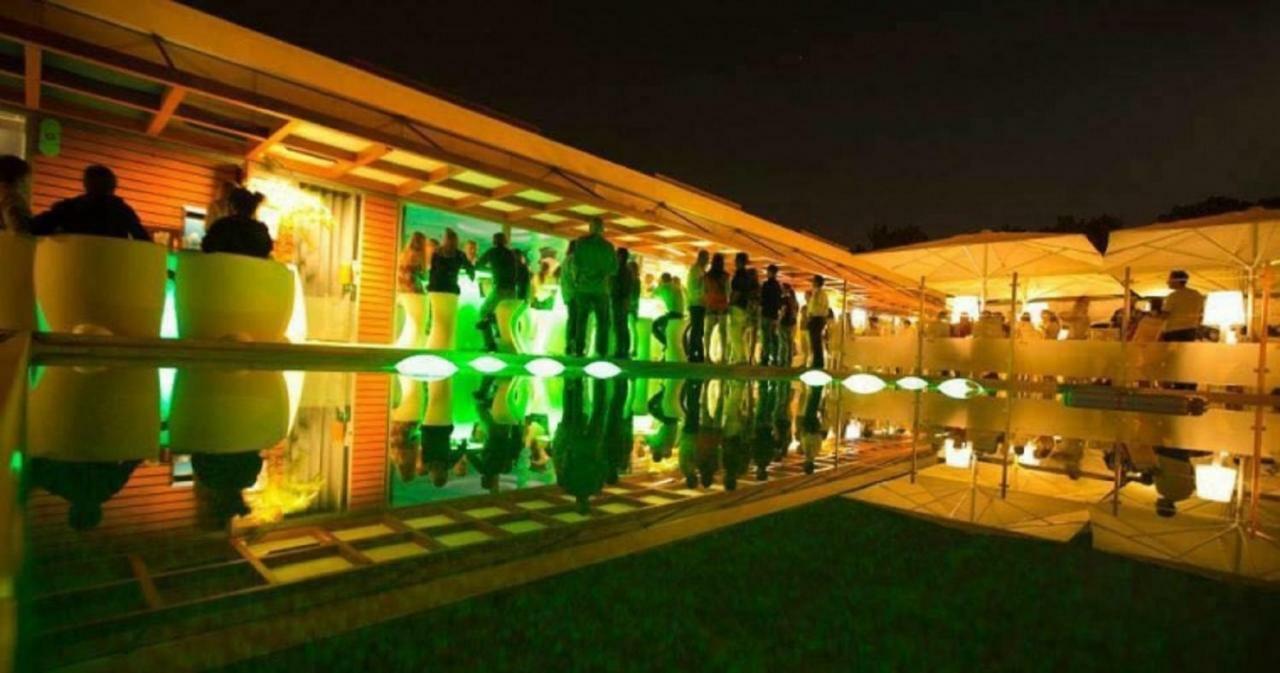 Dolphin Aroeira Beach Villa Charneca  Zewnętrze zdjęcie